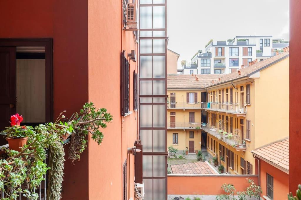 Apartment Lovely - Heart Of